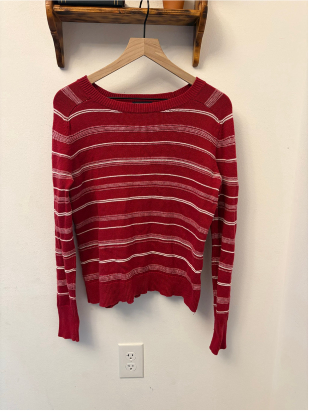 Pendleton Wool Blend Striped Sweater Red White Button Cuff Size Small